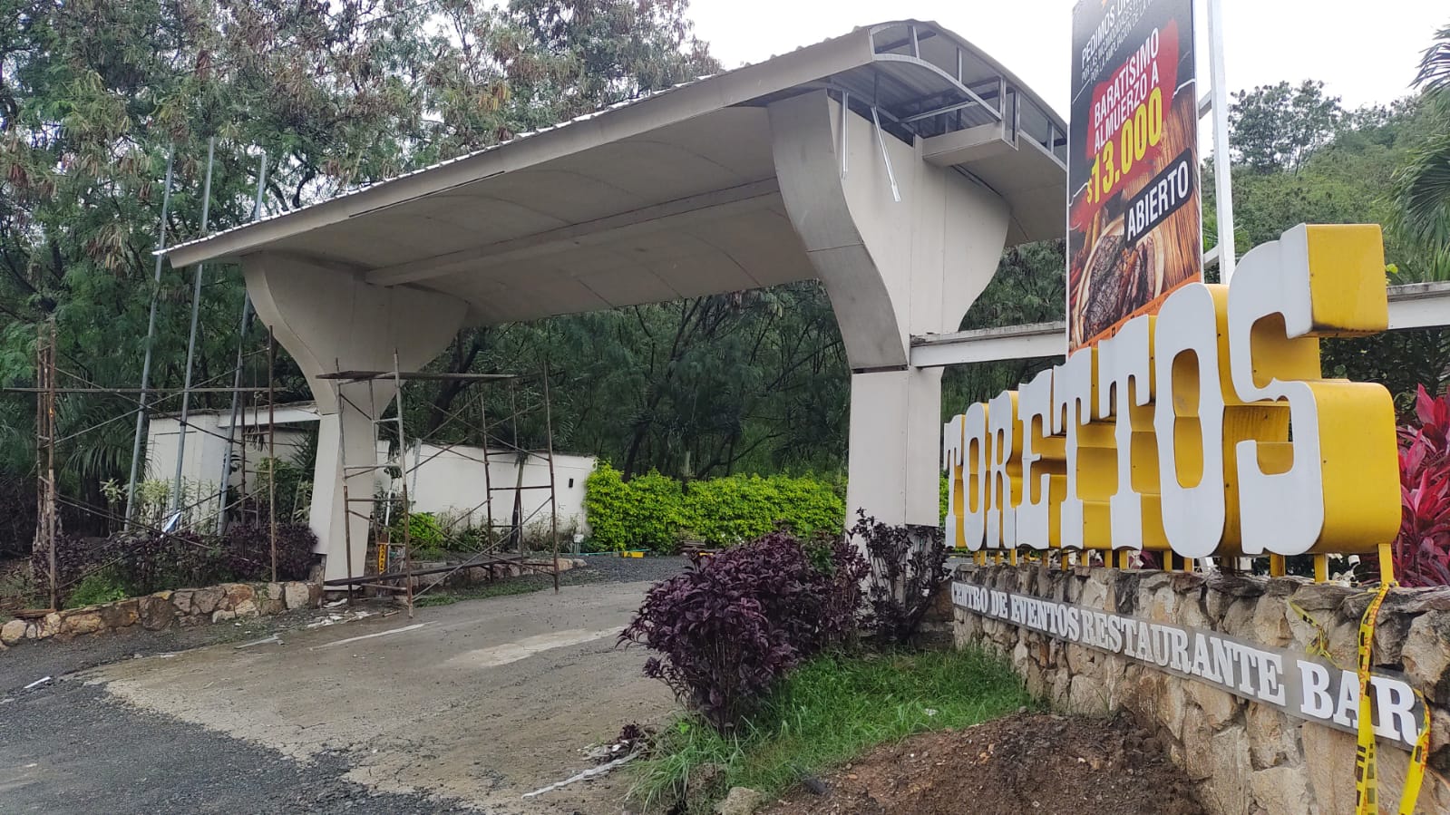 Fachada Torettos